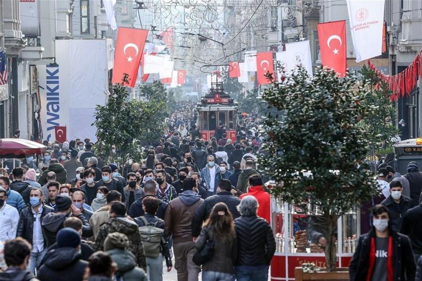 Yasaklarla ilgili son dakika gelişmesi! Kamu kuruluşları, AVM, restoran, kafe, bar, gece kulübü, spor salonu, konser, sinema, tiyatro, hepsini kapsıyor... Cumhurbaşkanı Erdoğan duyurdu! Yasaklar...
