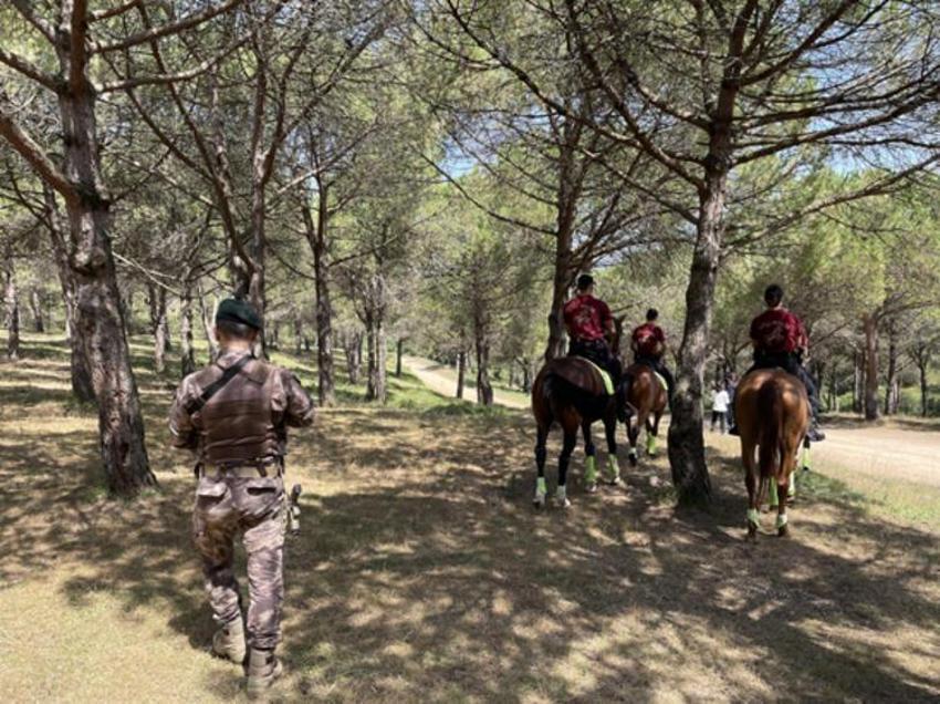 Yasaklarla ilgili son dakika gelişmesi! Kamu kuruluşları, AVM, restoran, kafe, bar, gece kulübü, spor salonu, konser, sinema, tiyatro, hepsini kapsıyor... Cumhurbaşkanı Erdoğan duyurdu! Yasaklar...