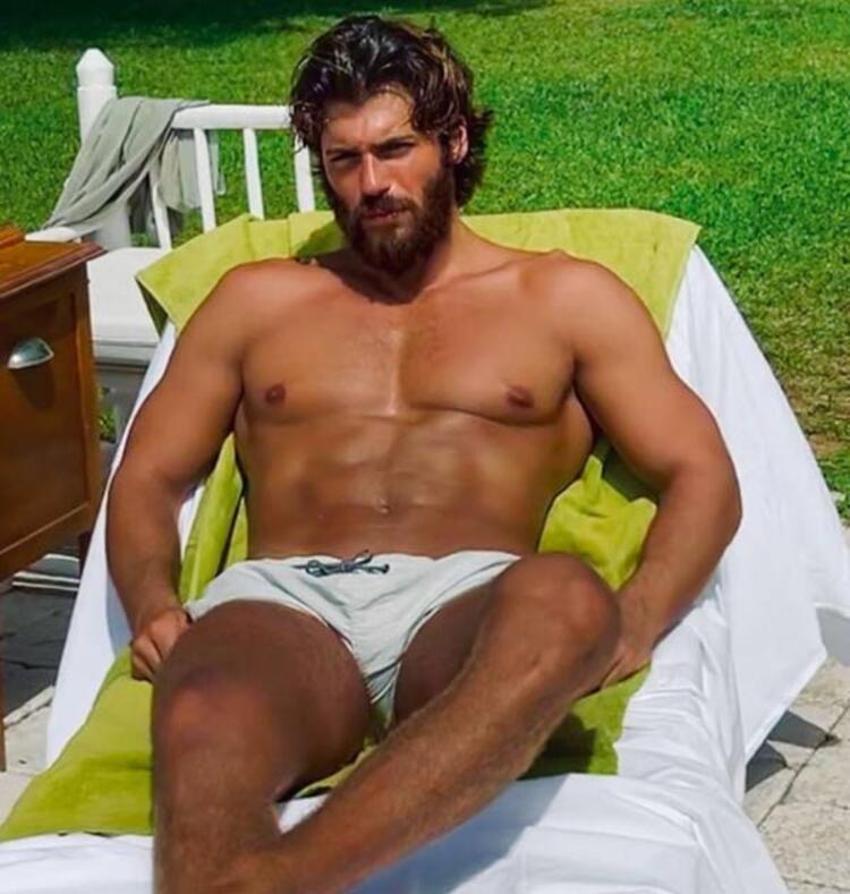 Tolga Güleç'ten Can Yaman'ın paylaşımına tepki!