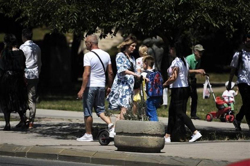 Hafta sonu hafta içi sokağa çıkma yasaklarıyla ilgili son dakika gelişmesi! Ve geri geldi, flaş yasak kararı, Cuma gününden itibaren...