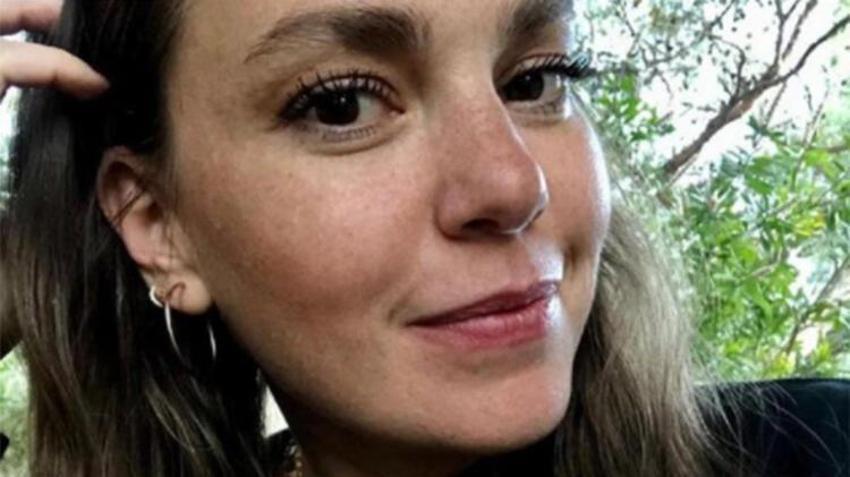 Aslı Enver'e dev teklif! Ödüllü dizinin uyarlaması için başrol...