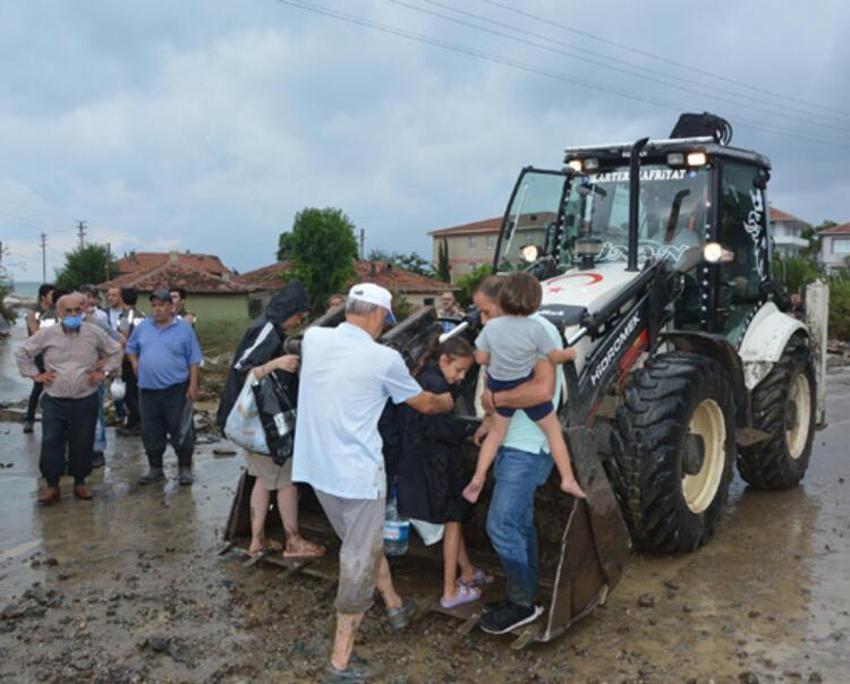 Meteoroloji son dakika olarak duyurdu! Alarm verildi, kuvvetli geliyor, saatler...