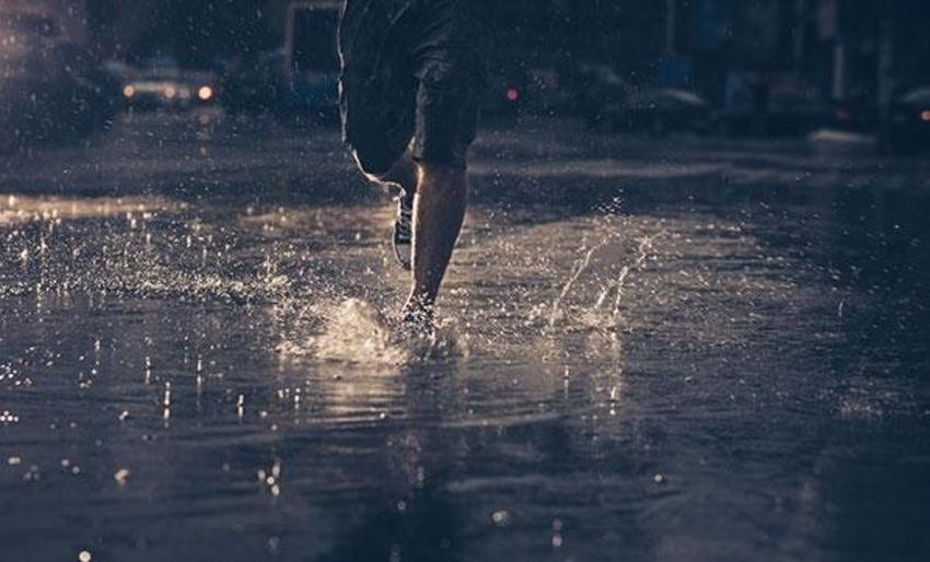 Meteoroloji'den son dakika uyarısı! Sel, fırtına, yıldırım, dolu, heyelan çok kuvvetli geliyor... Bugünden itibaren fena vuracak!