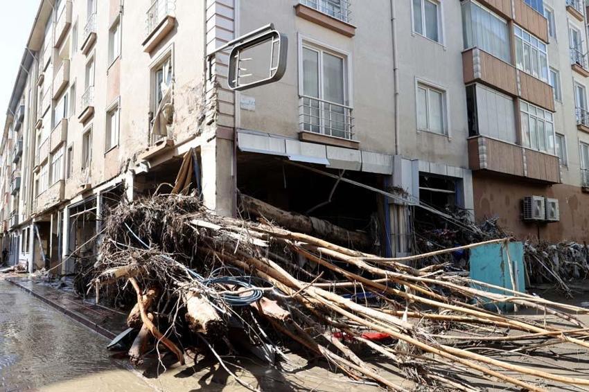 Mucize kurtuluş! Selin vurduğu Kastamonu'nun Bozkurt ilçesinde son dakika gelişmesi