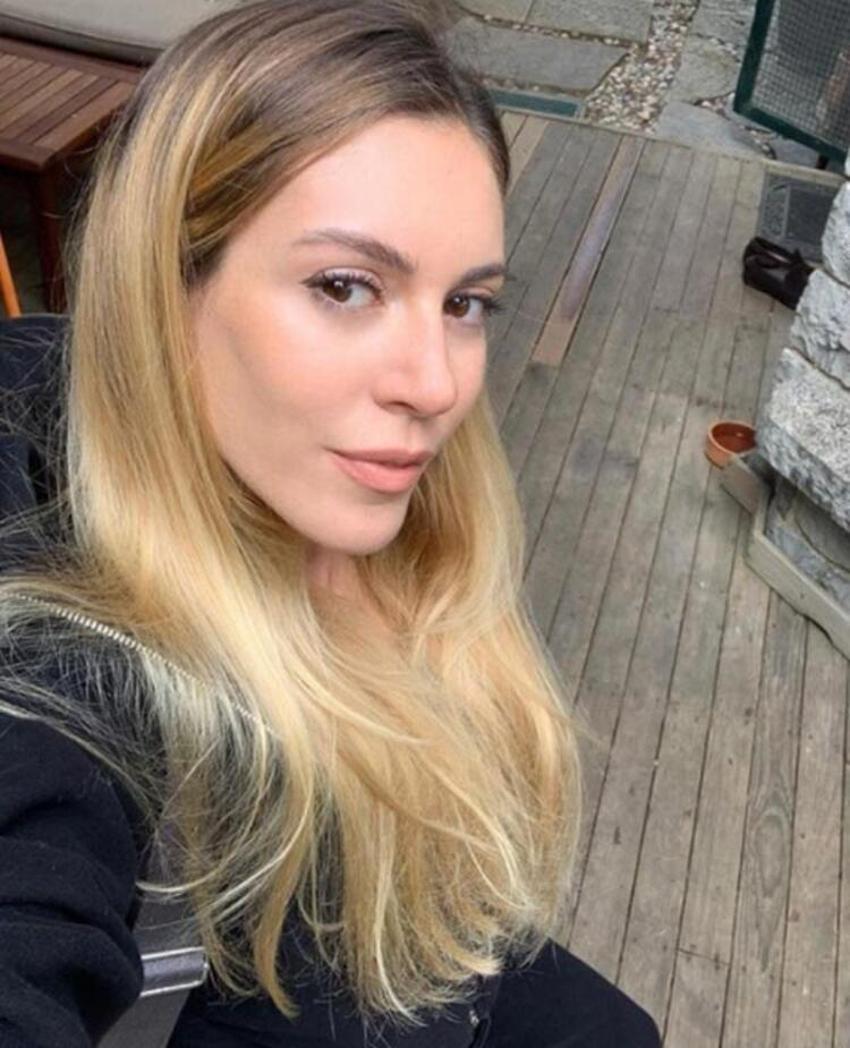 Sinem Kobal 34 yaşında! Annesinden nostaljik kutlama...
