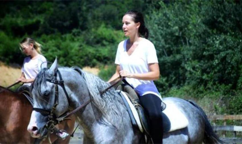 Fahriye Evcen ekranlara dönüyor! Eğitime başladı...
