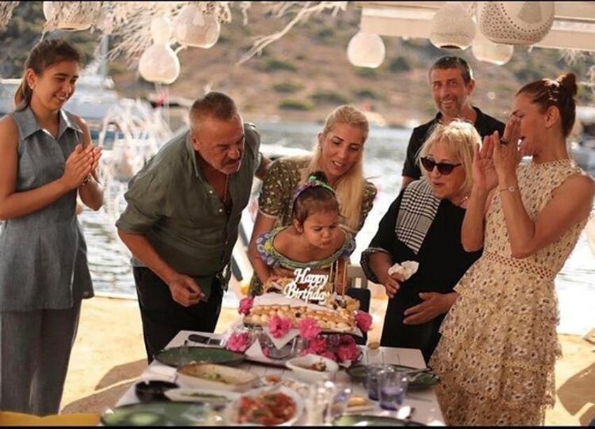 Mesut Akusta beyin kanaması geçirmişti! Eşinden yeni paylaşım...