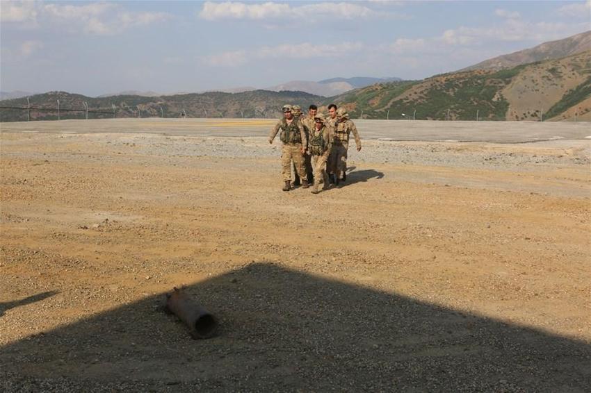 Köylüler buldu, hemen askere haber verdi! Sikorsky ile götürüldü...
