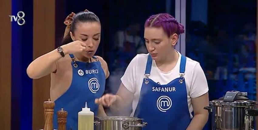 MasterChef'te şaşırtan durum! Mehmet Şef tencereyi aldı!