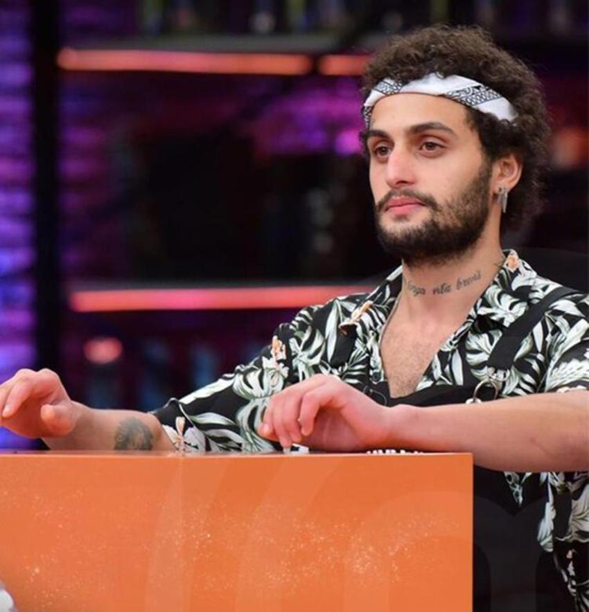 MasterChef'te şaşırtan durum! Mehmet Şef tencereyi aldı!