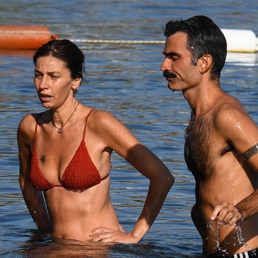 Seda Akman tatilde kafaları karıştırdı!