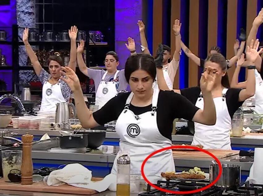 MasterChef'te ana kadroya giren son isim belli oldu! Unutkanlık ağlattı!