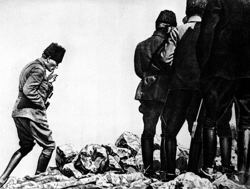 Büyük Zafer’in 99. yıldönümü! ‘Vatan sevdası’ çelikten zırhtı...