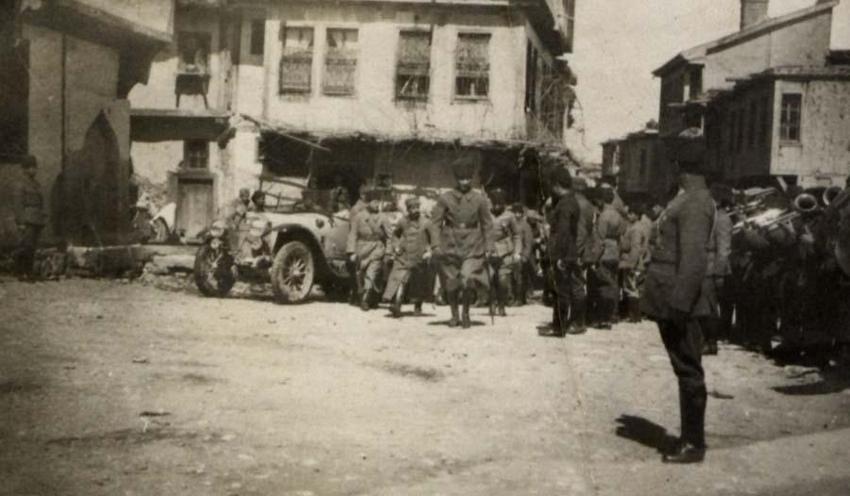 Büyük Zafer’in 99. yıldönümü! ‘Vatan sevdası’ çelikten zırhtı...