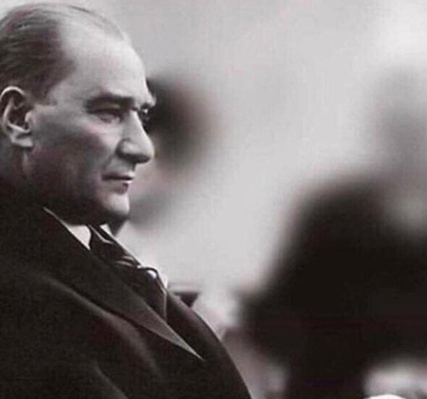 Ünlü isimlerden 30 Ağustos Zafer Bayramı paylaşımları