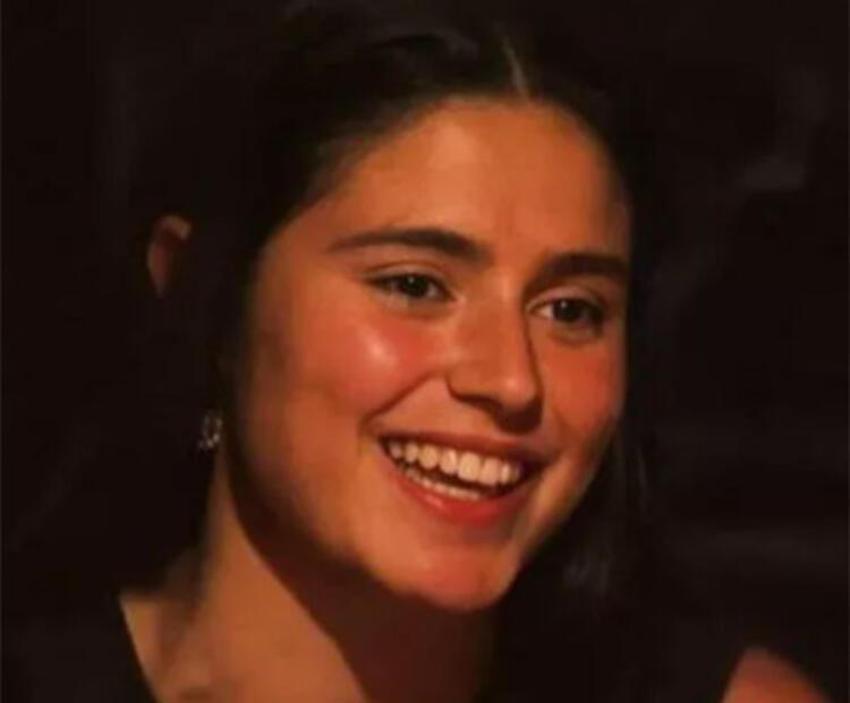 Ayşe Yüksel'den magazin gündemini sarsan açıklama! Survivor'da kim öpüştü?
