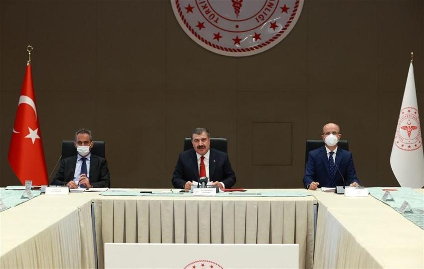 Hafta içi ve hafta sonu sokağa çıkma yasakları! Son dakika gelişmesi, resmen değişti! Yüz yüze eğitim ve üniversiteler...