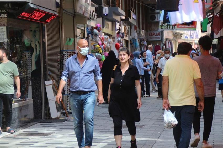 Hafta içi ve hafta sonu sokağa çıkma yasakları! Son dakika gelişmesi, resmen değişti! Yüz yüze eğitim ve üniversiteler...