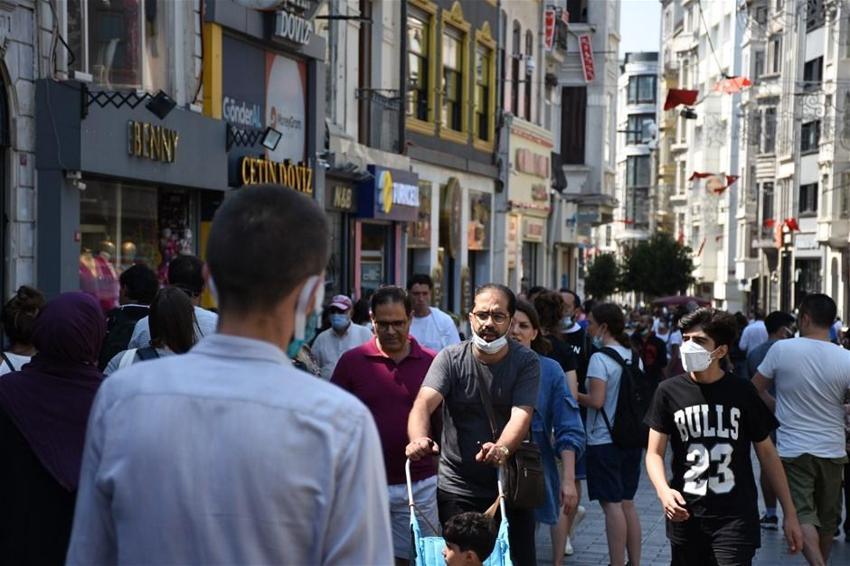 Hafta içi ve hafta sonu sokağa çıkma yasakları! Son dakika gelişmesi, resmen değişti! Yüz yüze eğitim ve üniversiteler...