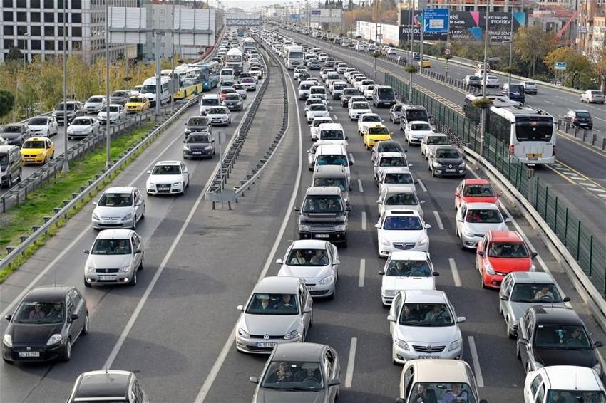 Araba alacaklar dikkat! Fiyatlar düştü, talep arttı, fırsat sürüyor....