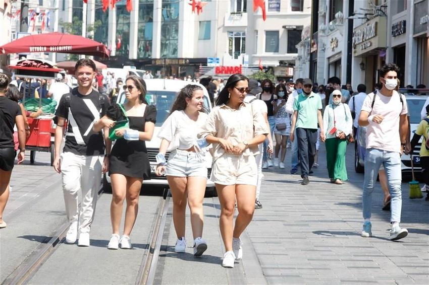 Hafta içi hafta sonu her gün uygulanacak yasak! Ve başladı! Son dakika gelişmesi, otobüs, uçak, kafe, restoran, okul, iş yeri hepsini kapsıyor...