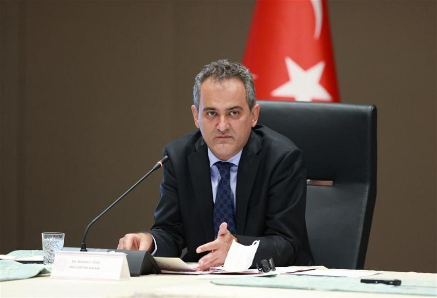 Milli Eğitim Bakanlığı (MEB) harekete geçti! Ve resmen duyuruldu, ilk kez ücretsiz! 9,10,11 ve 12 sınıflar...