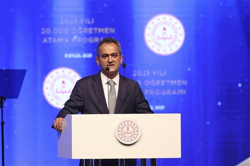 Milli Eğitim Bakanlığı (MEB) harekete geçti! Ve resmen duyuruldu, ilk kez ücretsiz! 9,10,11 ve 12 sınıflar...