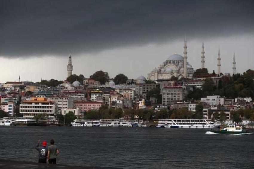 Meteoroloji son dakika kodu ile açıkladı! Bu kez çok kuvvetli geliyor, kırmızı alarm...