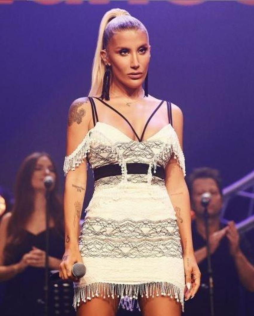 İrem Derici'den 200 bin TL'lik sahne şovu!