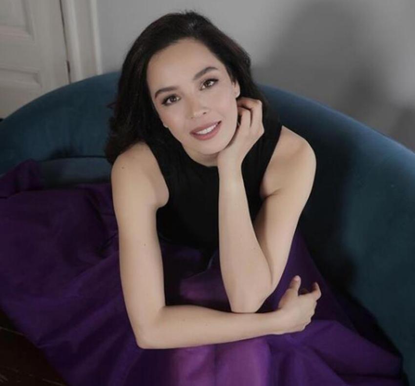 Azra Akın güzel haberi verdi: Ayrı bir tutkum var!