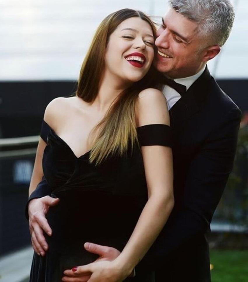 Özcan Deniz ve Ercan Deniz mecbur bıraktı! Eski eşleri birlikte yaşıyor!