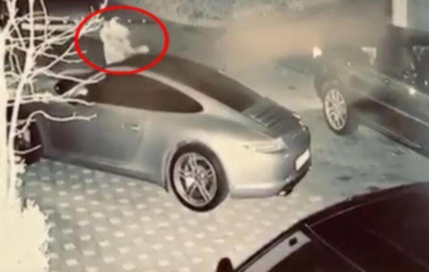 Ece Erken ve Şafak Mahmutyazıcıoğlu boşanıyor mu? Hepsini sildi