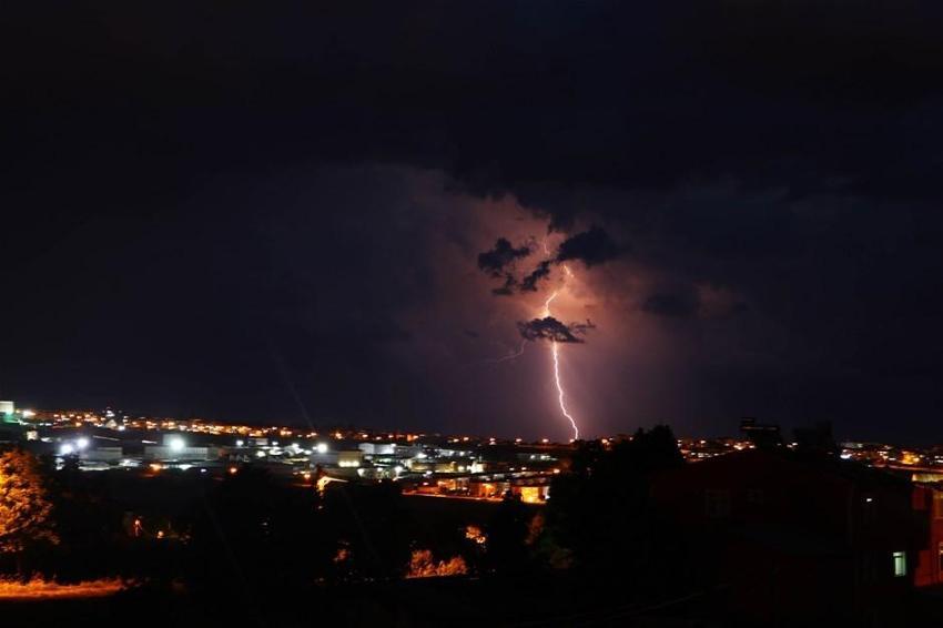 Meteoroloji son dakika olarak duyurdu! Birden değişiyor, çok kuvvetli...