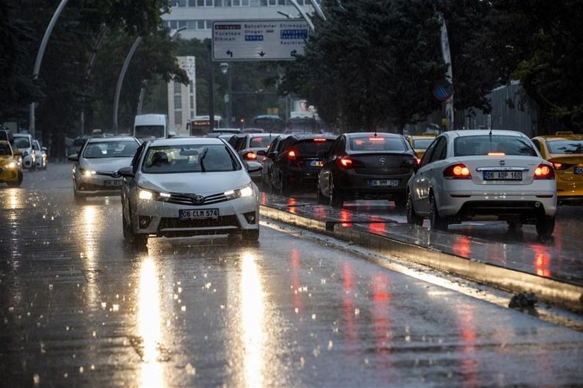 Meteoroloji son dakika olarak duyurdu! Birden değişiyor, çok kuvvetli...