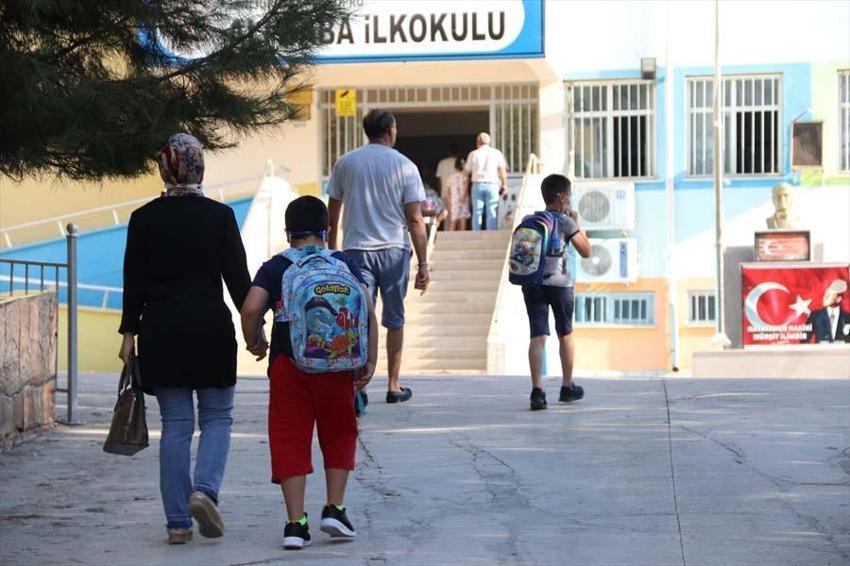 MEB'den son dakika açıklaması! 1,2,3,4,5,6,7,8,9,10,11 ve 12. sınıfları kapsıyor! Sınavlar ve notlar...