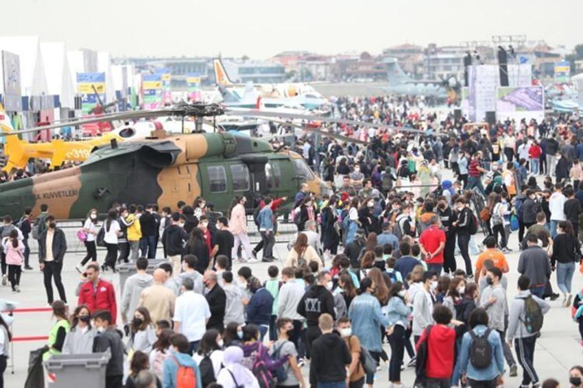 TEKNOFEST heyecanında ikinci gün! Türkiye'nin vurucu gücüne talep yağıyor...