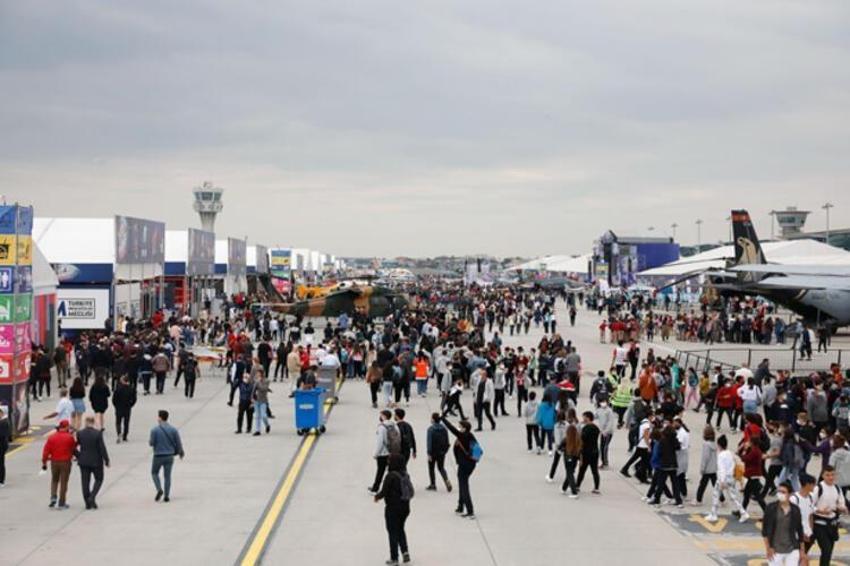 TEKNOFEST heyecanında ikinci gün! Türkiye'nin vurucu gücüne talep yağıyor...