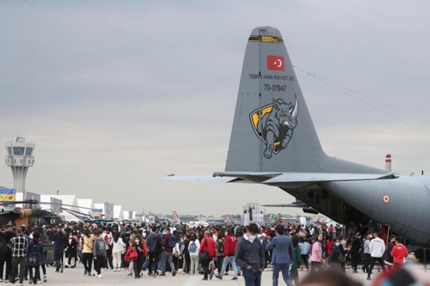 TEKNOFEST heyecanında ikinci gün! Türkiye'nin vurucu gücüne talep yağıyor...