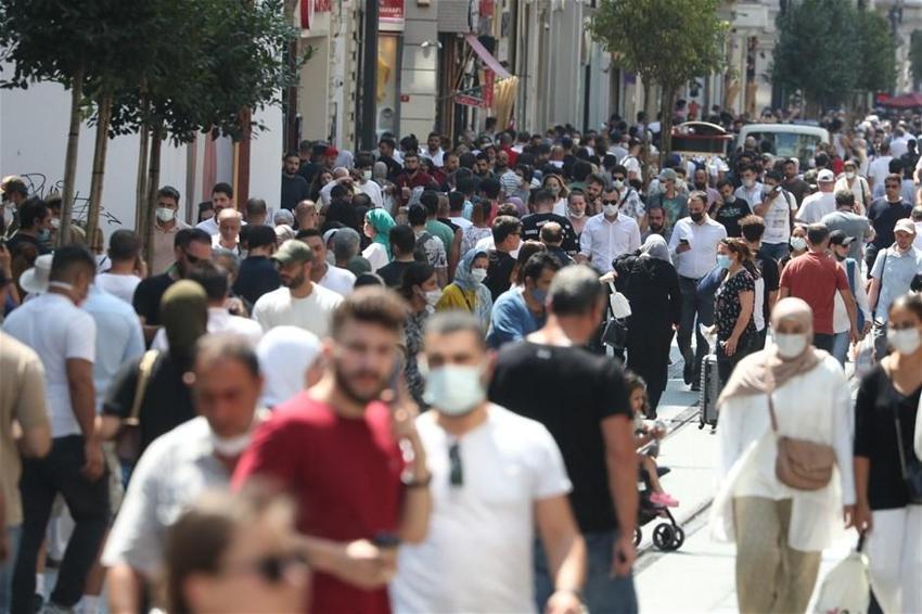 Hafta içi hafta sonu sokağa çıkma yasaklarıyla ilgili son dakika açıklaması! Peş peşe açıklamalar geliyor! Restoran, kafe, okul hepsini kapsıyor! Ve tarih belli oldu! Kış mevsiminde...