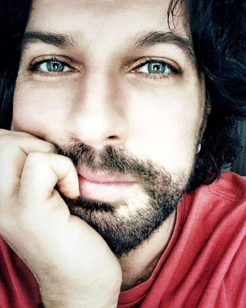 Tarkan’dan 'yarı çıplak fotoğraf' itirafı!