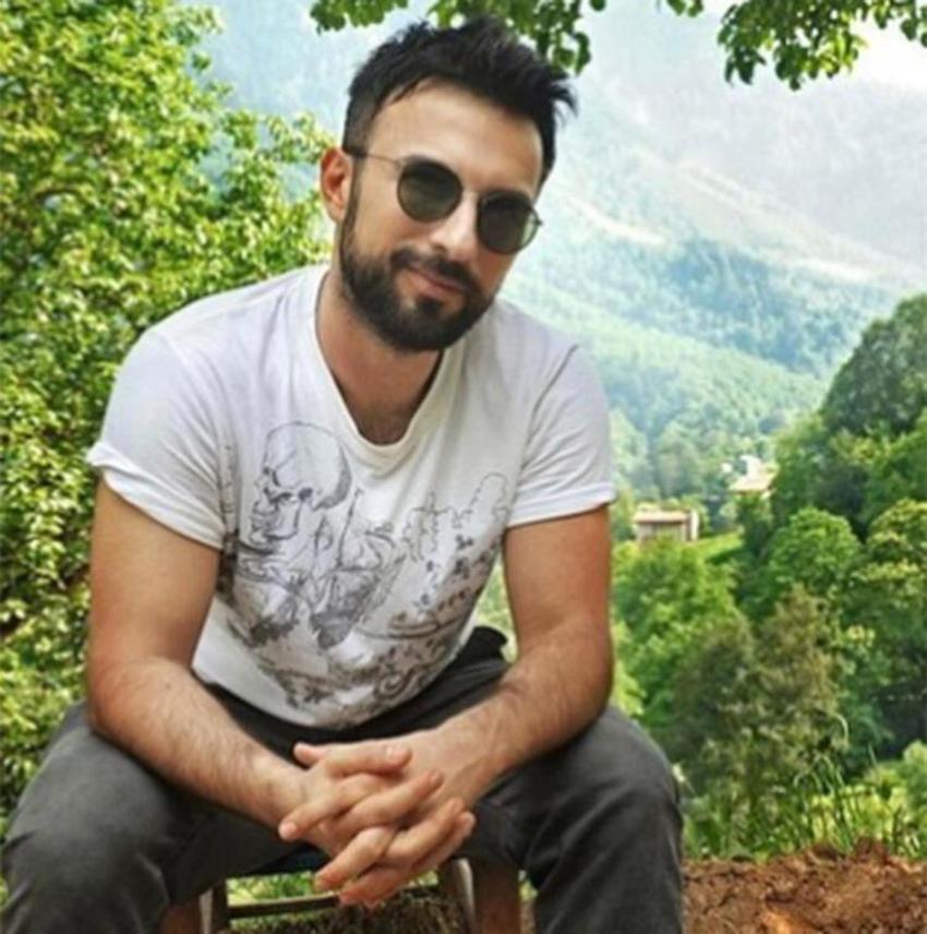 Tarkan’dan 'yarı çıplak fotoğraf' itirafı!