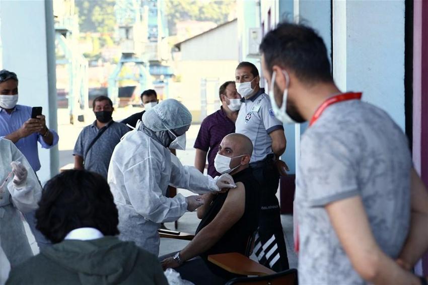 Hafta içi hafta sonu sokağa çıkma yasaklarıyla ilgili son dakika açıklaması! Resmen değişti, kötü haber geldi, birçok ilde...