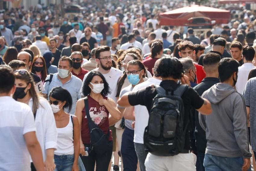 Hafta içi hafta sonu yasakları ile flaş gelişme! Ve belli oldu, kafe, lokanta, AVM...