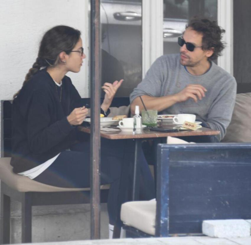 Metin Akdülger ve Cansu Akın ilk kez birlikte görüntülendi!