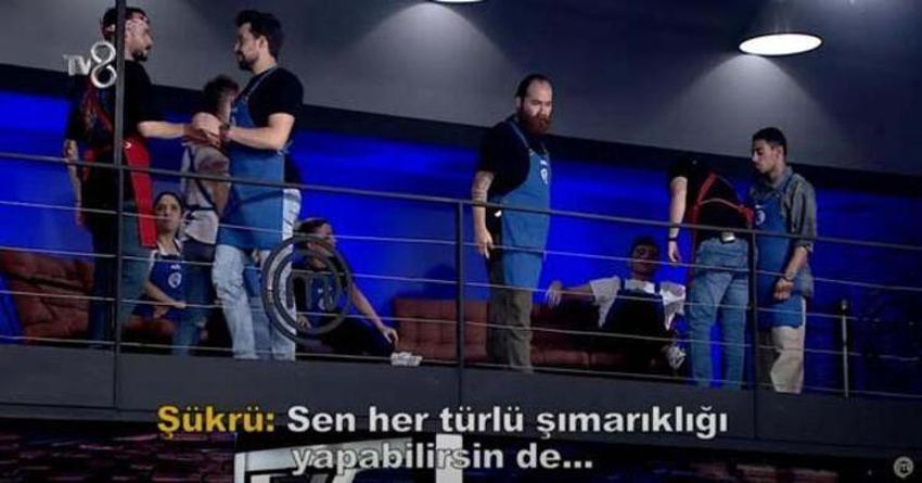 MasterChef'te kavga! Birbirine girdiler, zor tuttu...