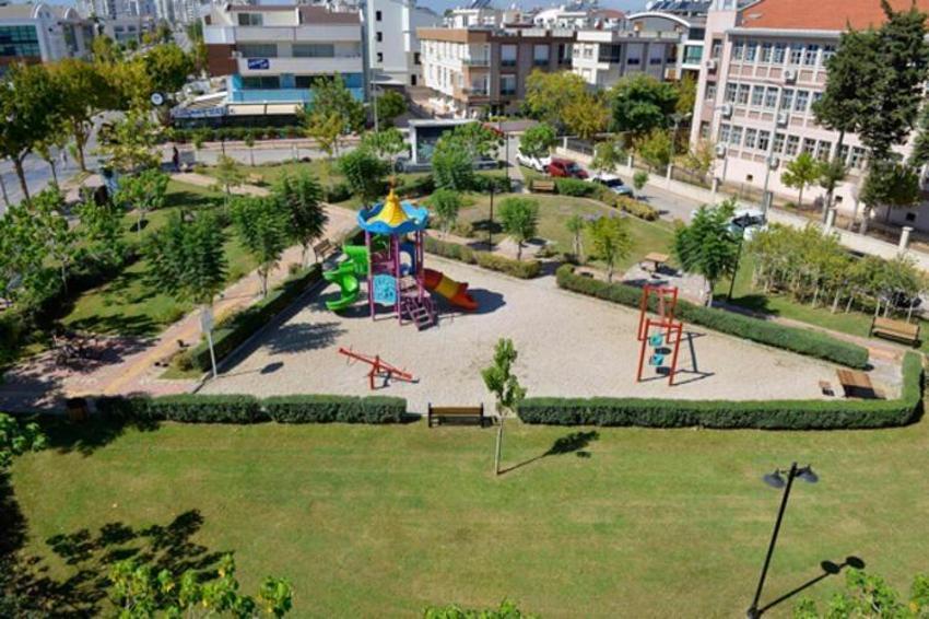 Acun Ilıcalı, öldürülen Alper Baycın'ın için yapılan parkın açılışına katıldı