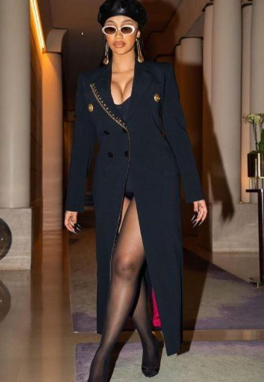 Doğum yaptı, anında forma girdi! Cardi B'den 'estetik' iddialarına yanıt