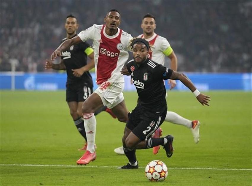 Bütün scoutlar Johan Cruff'taydı! Ajax-Beşiktaş maçında Sergen Yalçın'ın iki yıldızına hayran kaldılar
