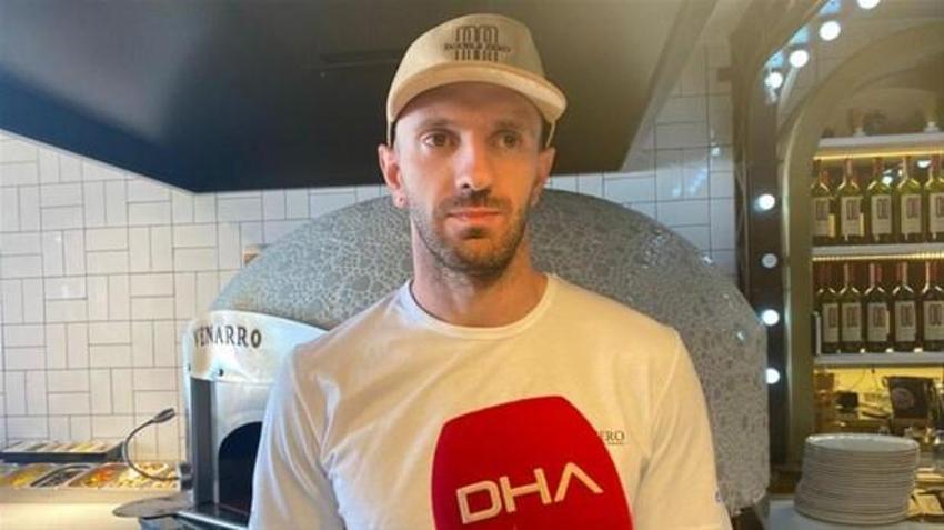 Milli atlet Ramil Guliyev pizza dükkanı açtı, tezgaha geçti!