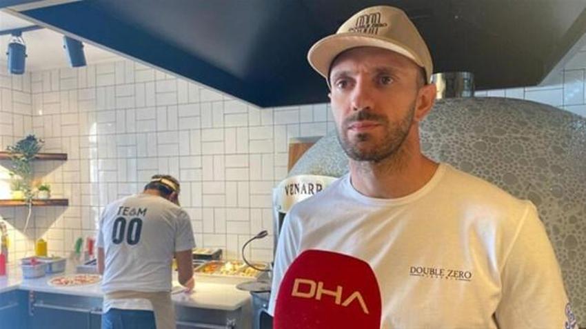 Milli atlet Ramil Guliyev pizza dükkanı açtı, tezgaha geçti!